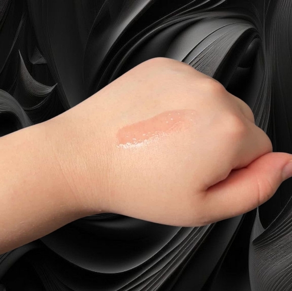 Dior Addict Lip Glow Oil in 062 Bronze Glow. New w/out Box - Picture 4 of 4